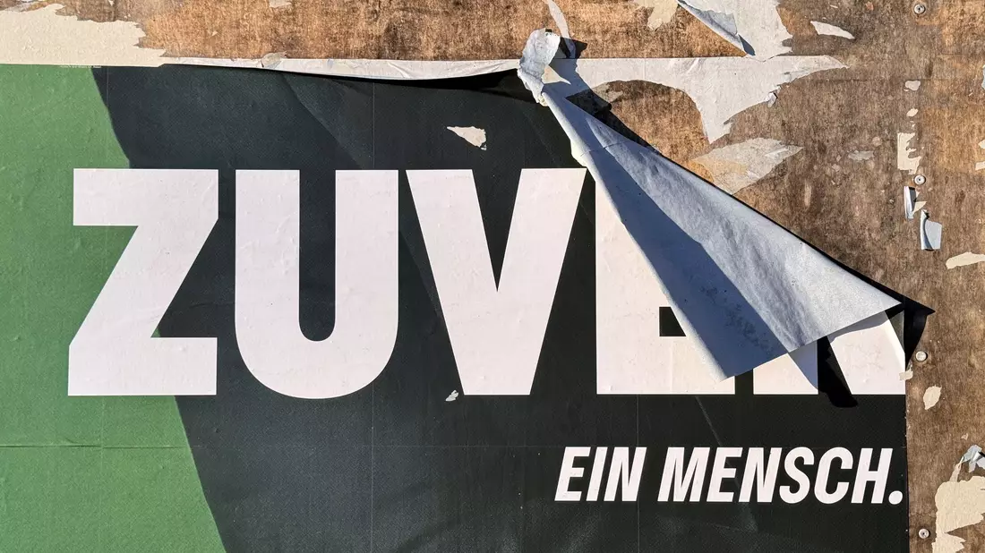 Die Grünen-Kommunalpolitiker schildern Gewalt in ländlichen Regionen. (Symbolbild) - Bild: Marijan Murat/dpa