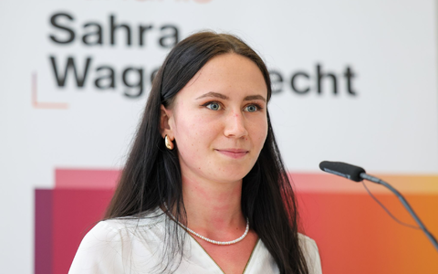Anastasia Wirsing ist frischgewählte Bundesvorsitzende des BSW-Jugendbündnisses. - Foto: Christoph Reichwein/dpa