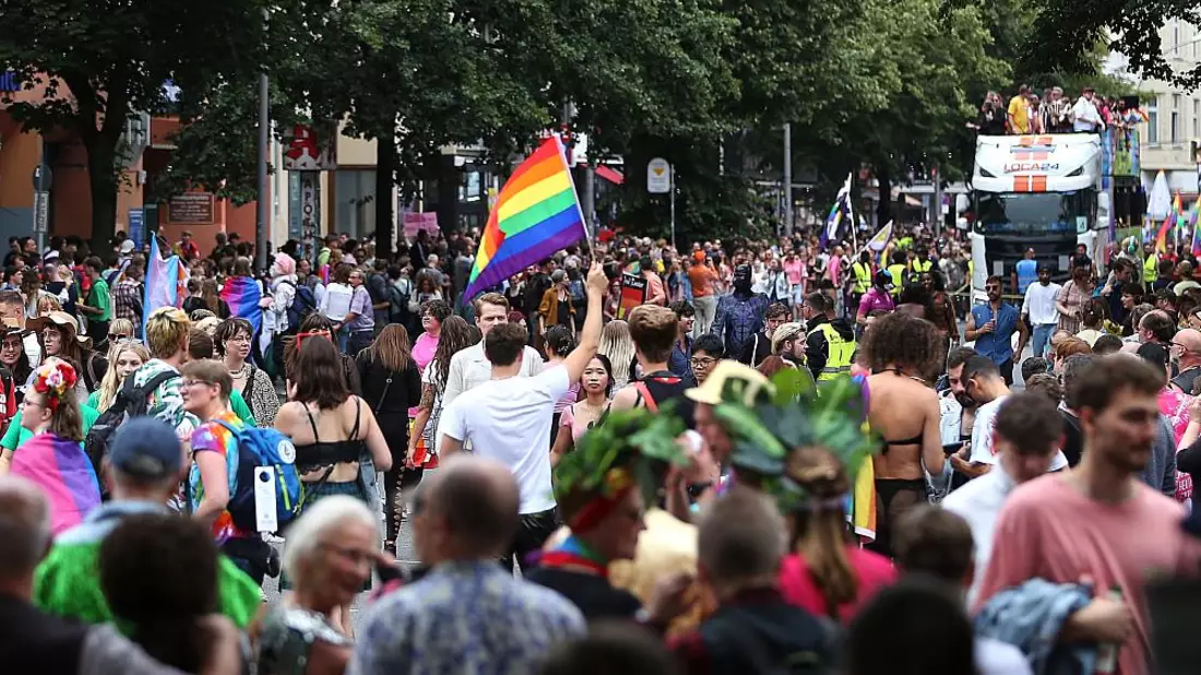 Parade zum Christopher-Street-Day in Berlin am 26.07.2025 - Bild: über dts Nachrichtenagentur