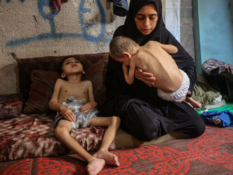 Israel weist den Vorwurf des Aushungerns zurück.    - Foto: Rizek Abdeljawad/XinHua/dpa