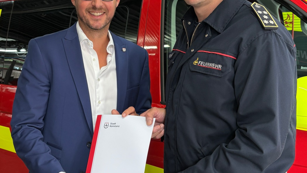 FW Konstanz: Tobias Heckenkamp als Amtsleiter und Kommandant bestellt - Foto: presseportal.de