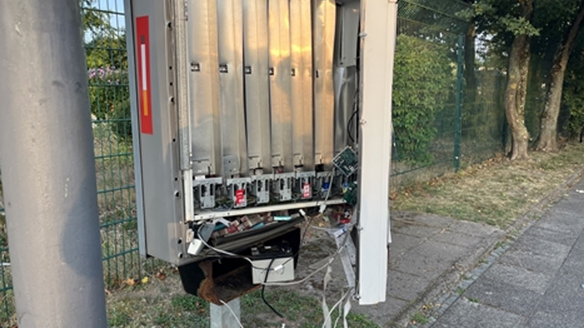 POL-ME: Zigarettenautomat gesprengt: Polizei ermittelt - 2507123 - Foto: presseportal.de