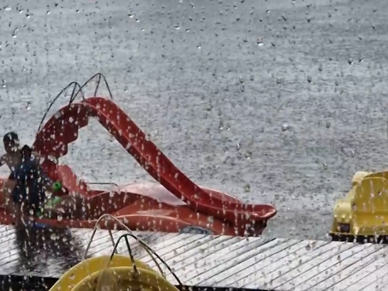 Mancherorts fällt der Sommerferienspaß in den nächsten Tagen ins Wasser. (Archivbild) - Foto: Stephan Fricke/NEWS5/dpa