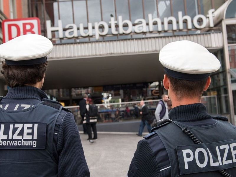 Bundespolizeidirektion München: Gewaltdelikte und gefährlicher Eingriff - Foto: presseportal.de