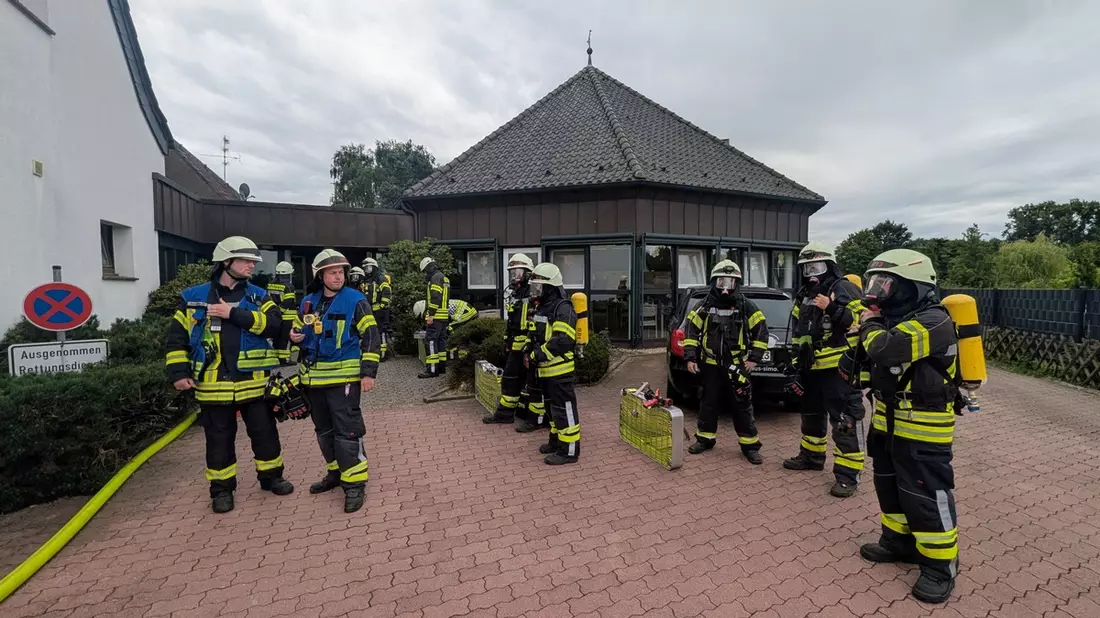 FW-KLE: Brand in Pflegeheim - Zwei Pflegekräfte verletzt, Bewohner:innen bleiben unverletzt - Bild: presseportal.de