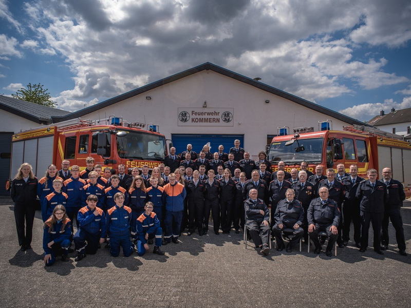 FW Mechernich: Jahreshauptversammlung 2025 des Löschzugs Kommern - Engagement, Einsatz und Ehrungen im Mittelpunkt - Foto: presseportal.de