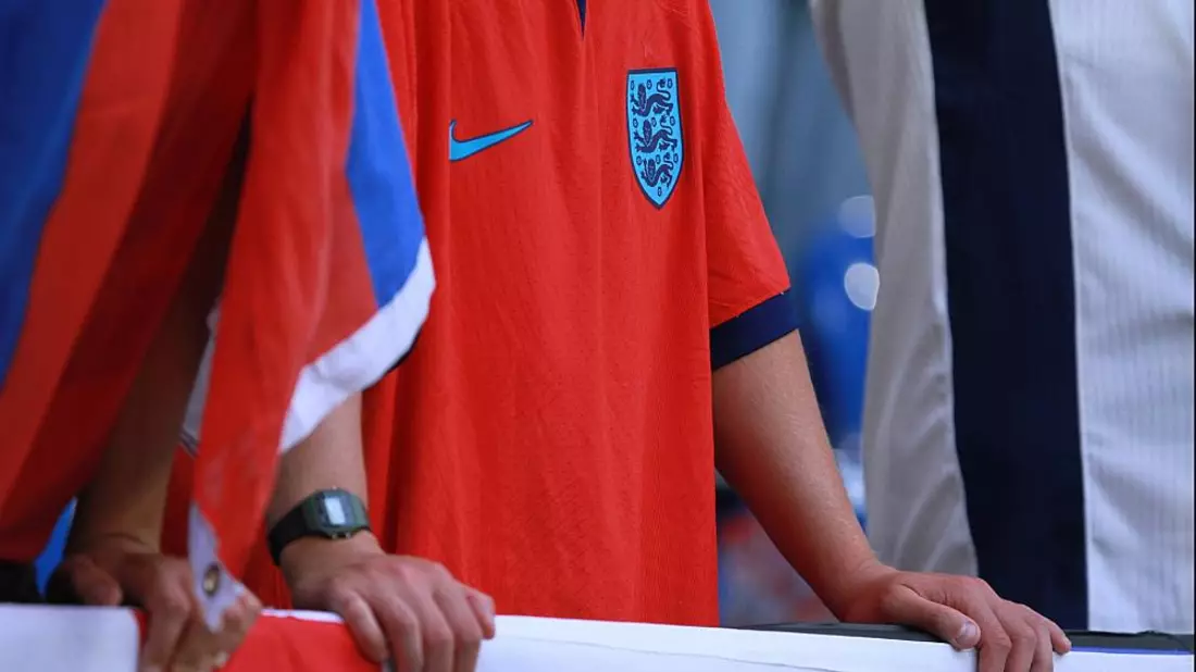 Englischer Fan (Archiv) - Bild: über dts Nachrichtenagentur