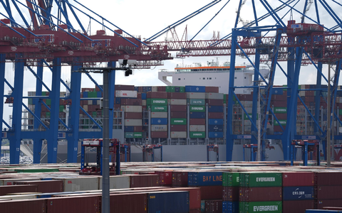 Laut Exportverband wird die Einigung mit den USA auch in Deutschland Wachstum, Wohlstand und Arbeitsplätze kosten. (Archivbild) - Foto: Marcus Brandt/dpa