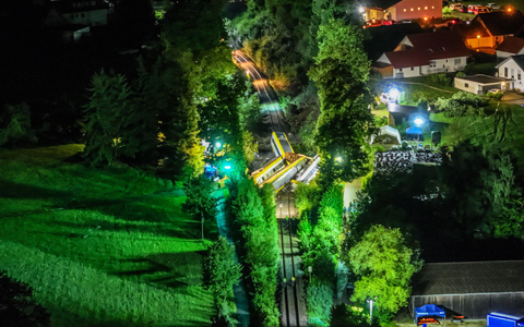 Drei Menschen kamen bei dem Unfall ums Leben, mehr als 40 wurden verletzt.  - Foto: Uncredited/dpa