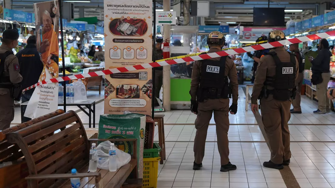 Der Markt ist sehr beliebt. - Bild: Nava Sangthong/AP/dpa