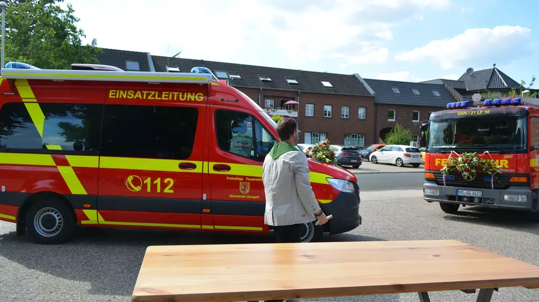 FW Gangelt: Zwei neue Fahrzeuge zum Jubiläum - Bild: presseportal.de