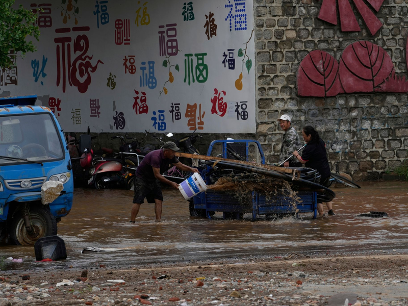 Dennoch kamen zahlreiche Menschen ums Leben.  - Foto: Mahesh Kumar A./AP/dpa