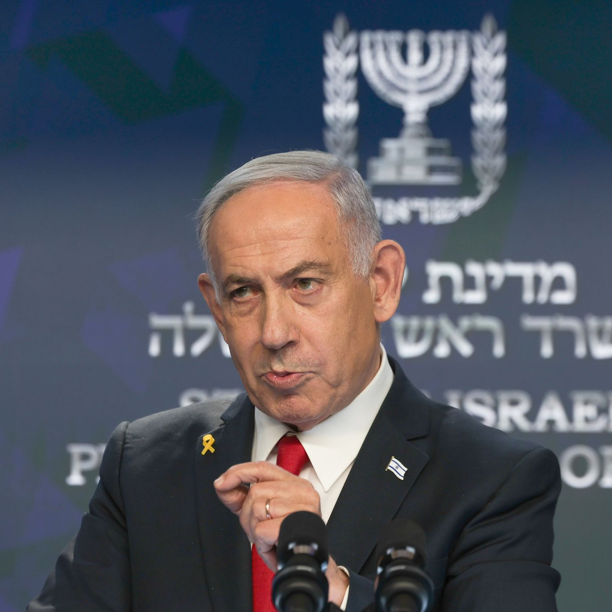 Israels Regierungschef Netanjahu beharrt auf einer Zerschlagung der Hamas. (Archivbild)  - Foto: Ronen Zvulun/Pool Reuters/dpa