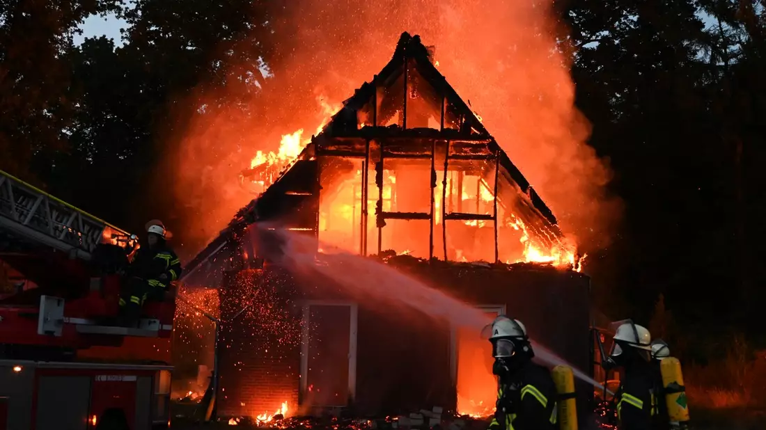 POL-HK: Soltau: Brand eines Einfamilienhauses - Bild: presseportal.de