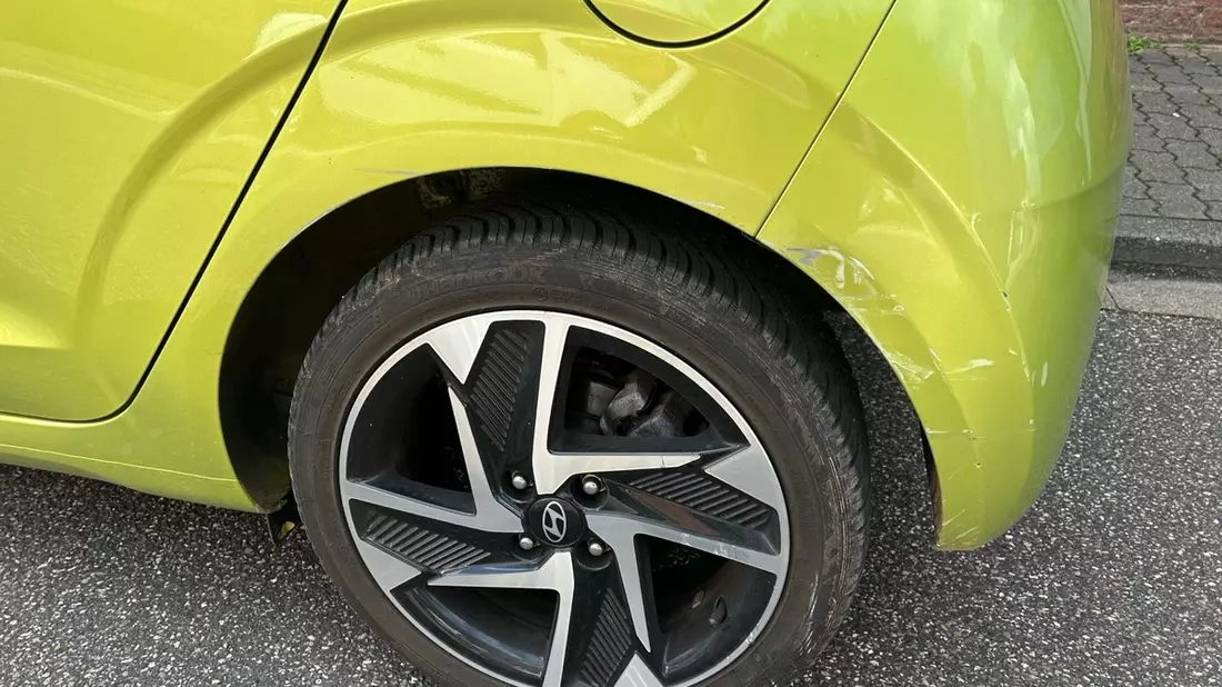 POL-PDLD: Verkehrsunfall mit Flucht, - Bild: presseportal.de