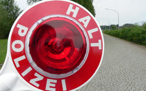 Bundespolizeidirektion München: Unbekannter Schleuser setzt Personen ab - Foto: presseportal.de