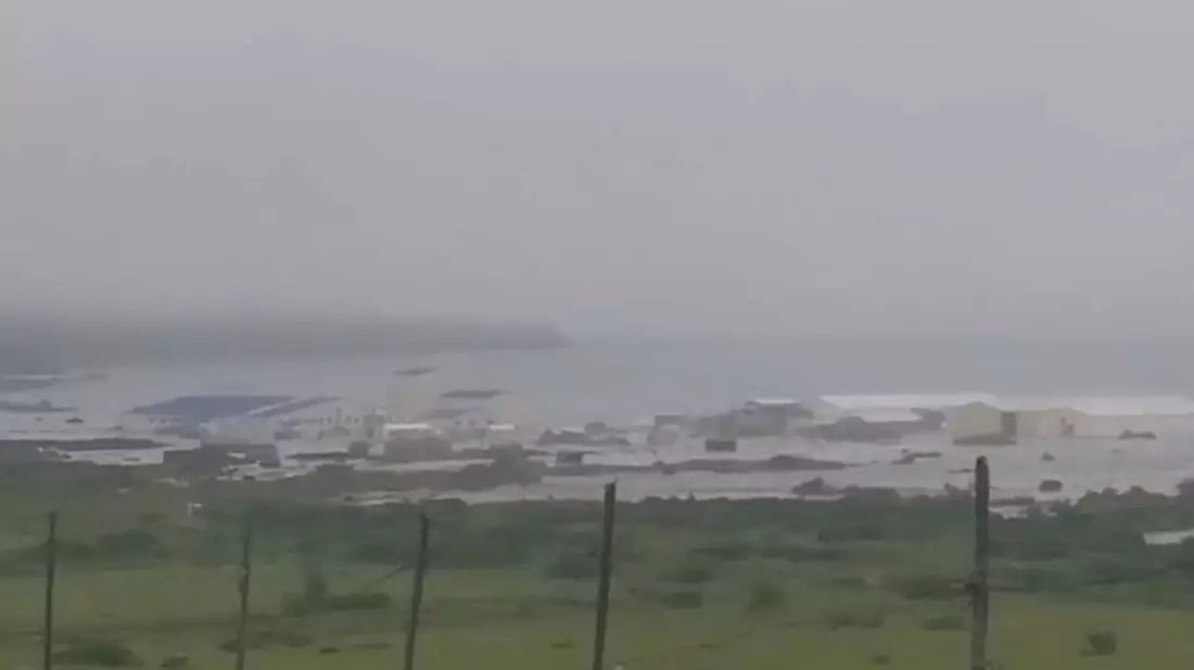 Die Tsunami-Wellen trafen die Küste im fernen Osten Russlands. - Bild: Uncredited/Geophysical Service of the Russian Academy of Sciences/AP/dpa