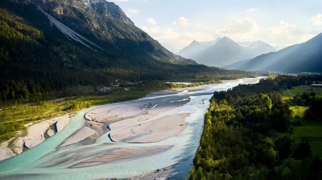 Weitwandern im herbstlichen Sommer: Top-Weitwanderwege für die aktuellen Bedingungen - Bild: presseportal.de