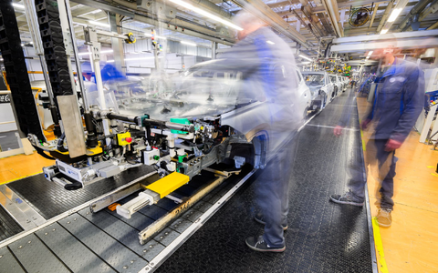 Die deutsche Wirtschaftsleistung ist zuletzt zurückgegangen. (Symbolbild) - Foto: Julian Stratenschulte/dpa