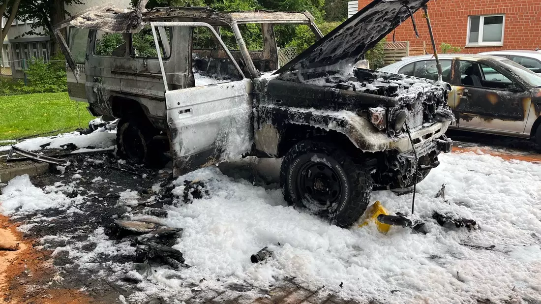 POL-MI: Wohnmobil geht in Flammen auf - Bild: presseportal.de