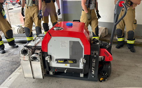 FW Stuttgart: Tiefgarage eines Wohn- und Geschäftshaus überflutet - Foto: presseportal.de