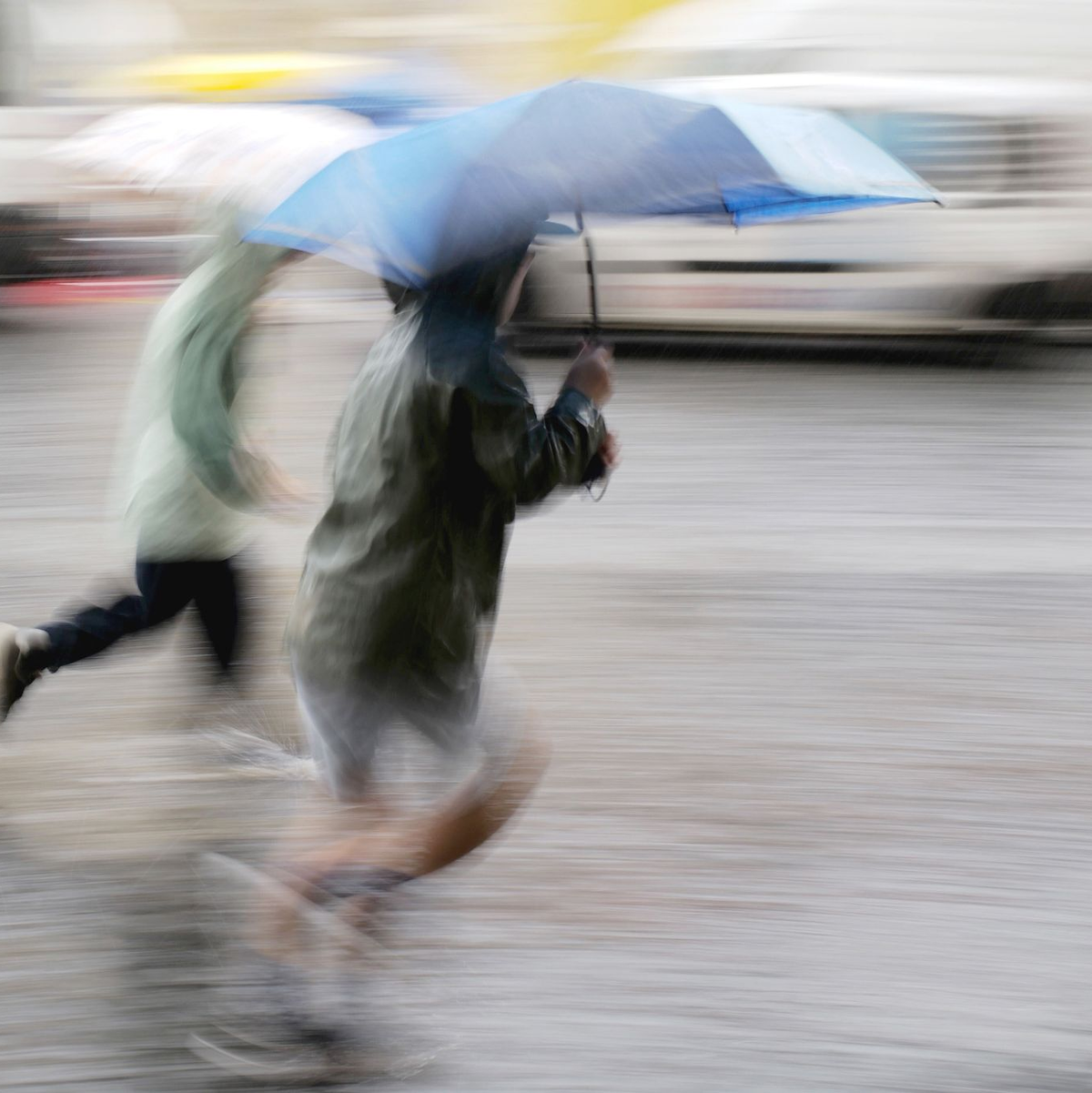 Der Juli war vor allem nass. (Foto aktuell vom 27. Juli) - Foto: Peter Kneffel/dpa
