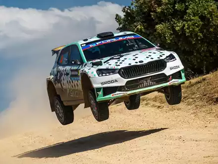 Finnland-Rallye: Estnische, finnische und tschechische Škoda Teams jagen auf schnellen Schotterstrecken in Jyväskylä nach Ruhm - Foto: presseportal.de