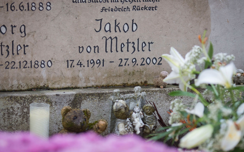 Der elfjährige Jakob von Metzler wurde 2002 entführt und getötet. (Archivbild) - Foto: picture alliance / Frank Rumpenhorst/dpa