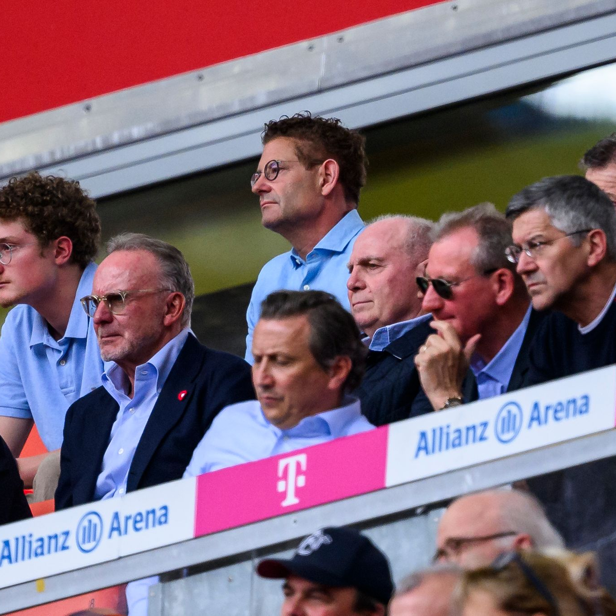 In der Bundesliga sind die meisten Spitzenjobs an Männer vergeben. - Foto: Tom Weller/dpa