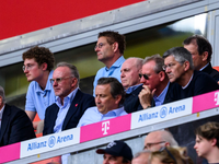 In der Bundesliga sind die meisten Spitzenjobs an Männer vergeben. - Foto: Tom Weller/dpa