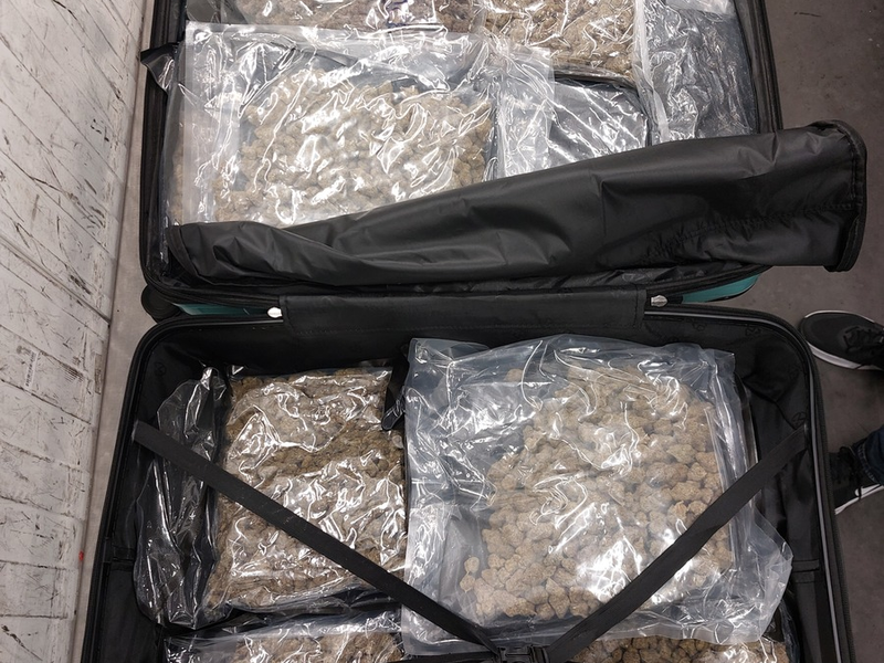 HZA-M: 70 Kilogramm Marihuana im Reisegepäck - Rauschgift bei Röntgenkontrolle entdeckt - Foto: presseportal.de