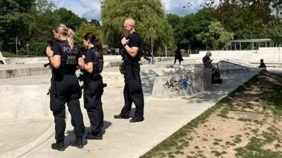 POL-WES: Moers / Neukirchen - Vluyn - Erneut verstärkte Polizeipräsenz - Kontrollen zeigen Wirkung - Bild: presseportal.de