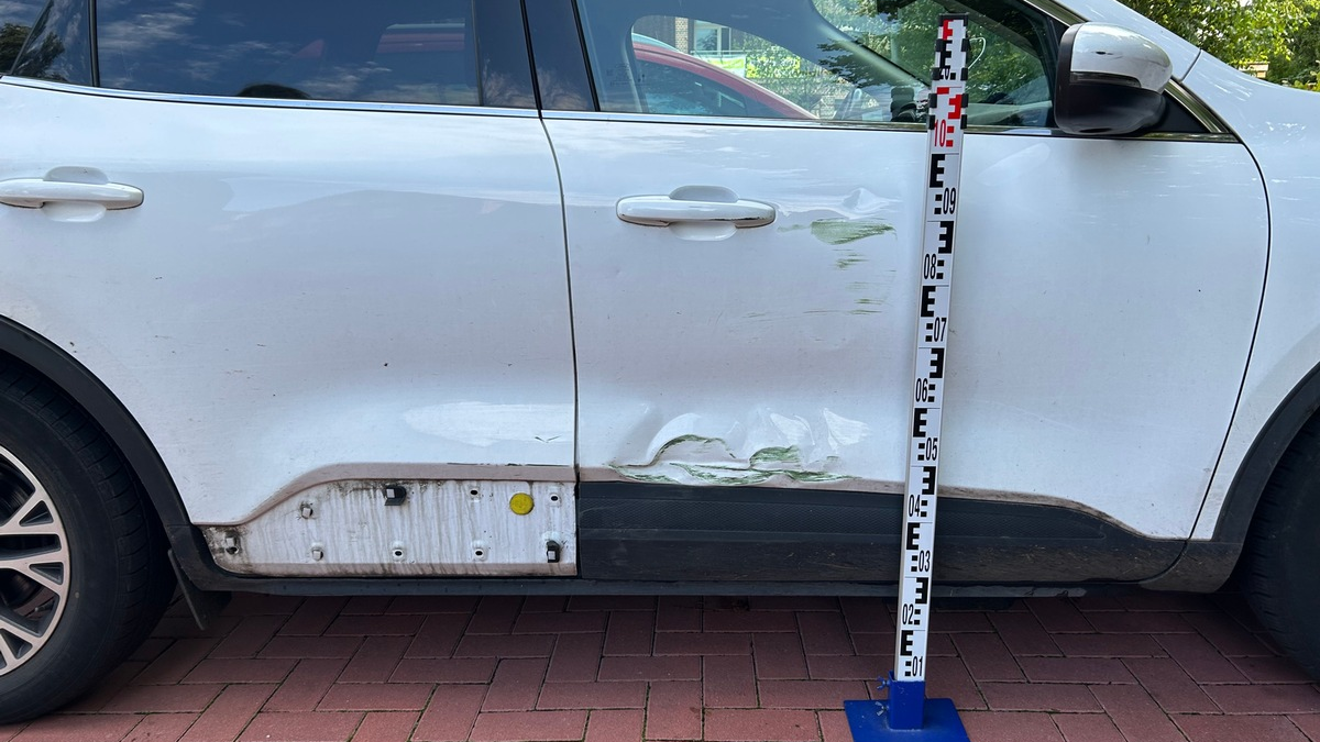 POL-STD: Ford Kuga gerammt und geflüchtet - Polizei sucht Verursacher und Zeugen, Kupferdiebe in Fredenbeck - Foto: presseportal.de