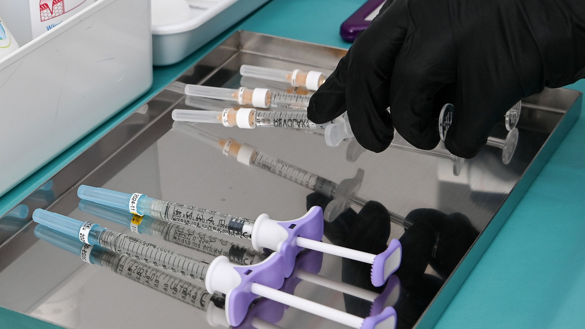 Das beklagte Unternehmen bietet Unterspritzungen mit Hyaluron und Botox an. (Symbolbild) - Foto: Jens Kalaene/dpa-Zentralbild/ZB