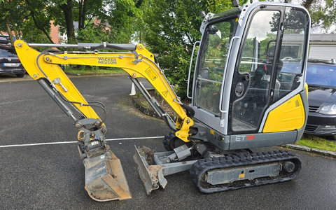 POL-STD: Mutmaßliche Baggerdiebe vorläufig festgenommen - Foto: presseportal.de