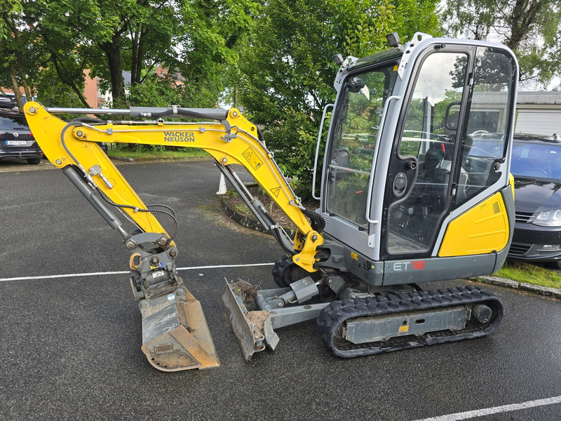 POL-STD: Mutmaßliche Baggerdiebe vorläufig festgenommen - Foto: presseportal.de