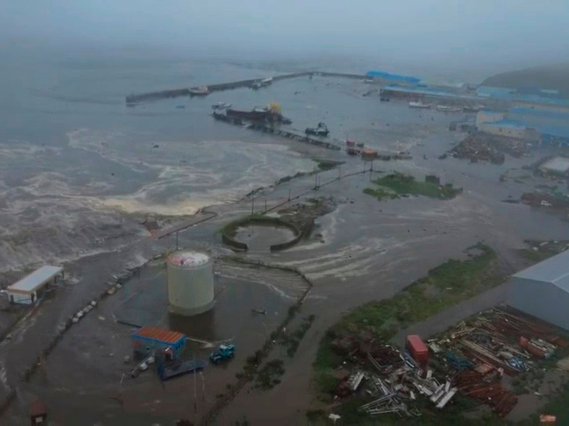 Einen Tag nach dem heftigen Beben vor der russischen Halbinsel Kamtschatka laufen die Aufräumarbeiten. (Archivbild) - Foto: Uncredited/Geophysical Service of the Russian Academy of Sciences/AP/dpa