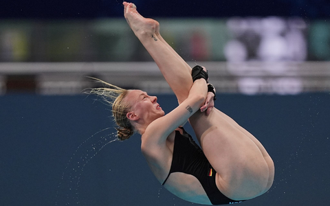 Pauline Pfeif feiert in Singapur den größten Erfolg ihrer bisherigen Karriere. - Foto: Ng Han Guan/AP/dpa