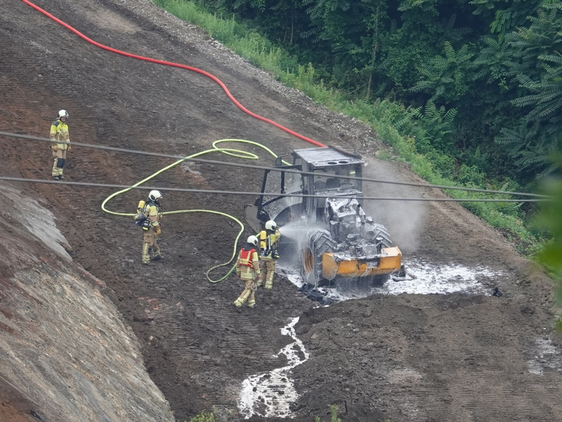 FW Dresden: Zwei Brandeinsätze beschäftigen die Feuerwehr am Vormittag - Foto: presseportal.de