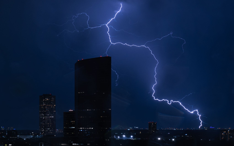 Die Region Texas bis Kansas-City ist berüchtigt wegen ihrer heftigen Gewitter. (Symbolbild) - Foto: Chen Chen/XinHua/dpa