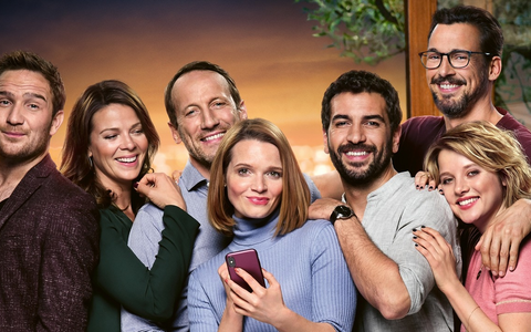 Nach Kinoerfolg DAS PERFEKTE GEHEIMNIS: Bora Dagtekin inszeniert Fortsetzung / DER PERFEKTE URLAUB - Foto: presseportal.de