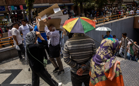 Unerträglich heiß ist es in Teilen des Iran. - Foto: Alireza Masoumi/ISNA/dpa