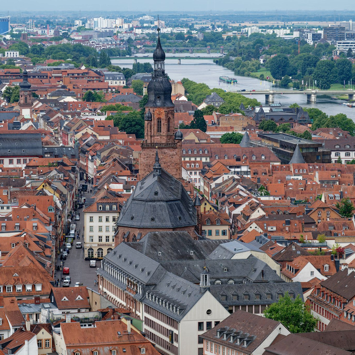 Heidelberg führt Mindestpreise für Uber und Co. ein. (Archivbild) - Foto: Uwe Anspach/dpa