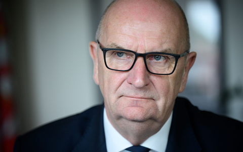 Brandenburgs Regierungschef Dietmar Woidke (SPD) äußerte sich zur Debatte über die SPD-Verfassungsrichterkandidatin Frauke Brosius-Gersdorf. (Archivbild) - Foto: Bernd von Jutrczenka/dpa