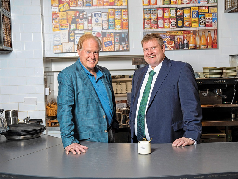 Was alle sehen. Was niemand sieht: Apotheken Umschau macht Adipositas in zwei Video-Reportagen sichtbar - Foto: presseportal.de