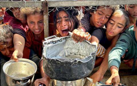 Machen statt Reden - Hannover und Düsseldorf möchten vorangehen und Kriegskindern helfen. (Archivbild) - Foto: Moaz Abu Taha/APA Images via ZUMA Press Wire/dpa