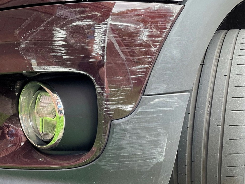 POL-PDKL: Clubman gestreift und abgehauen - Foto: presseportal.de