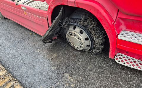 POL-SE: Pinneberg / A 23 - Fahrer eines Betonmischers verhinderte Lkw-Brand - Foto: presseportal.de