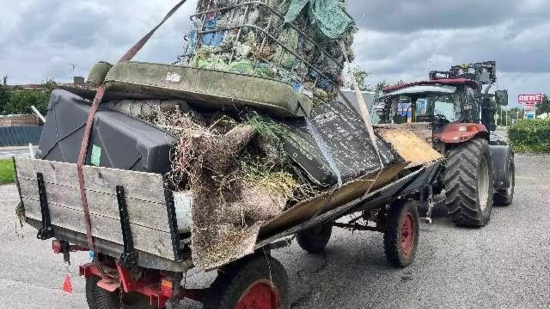 POL-DEL: Autobahnpolizei Ahlhorn: Mehrere Verstöße bei Kontrolle eines Kleintransporters mit Anhänger auf der Autobahn 1 in Harpstedt festgestellt - Bild: presseportal.de
