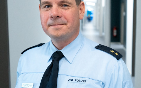 POL-KA: (KA) Ettlingen - Wechsel an der Spitze des Polizeireviers - Foto: presseportal.de